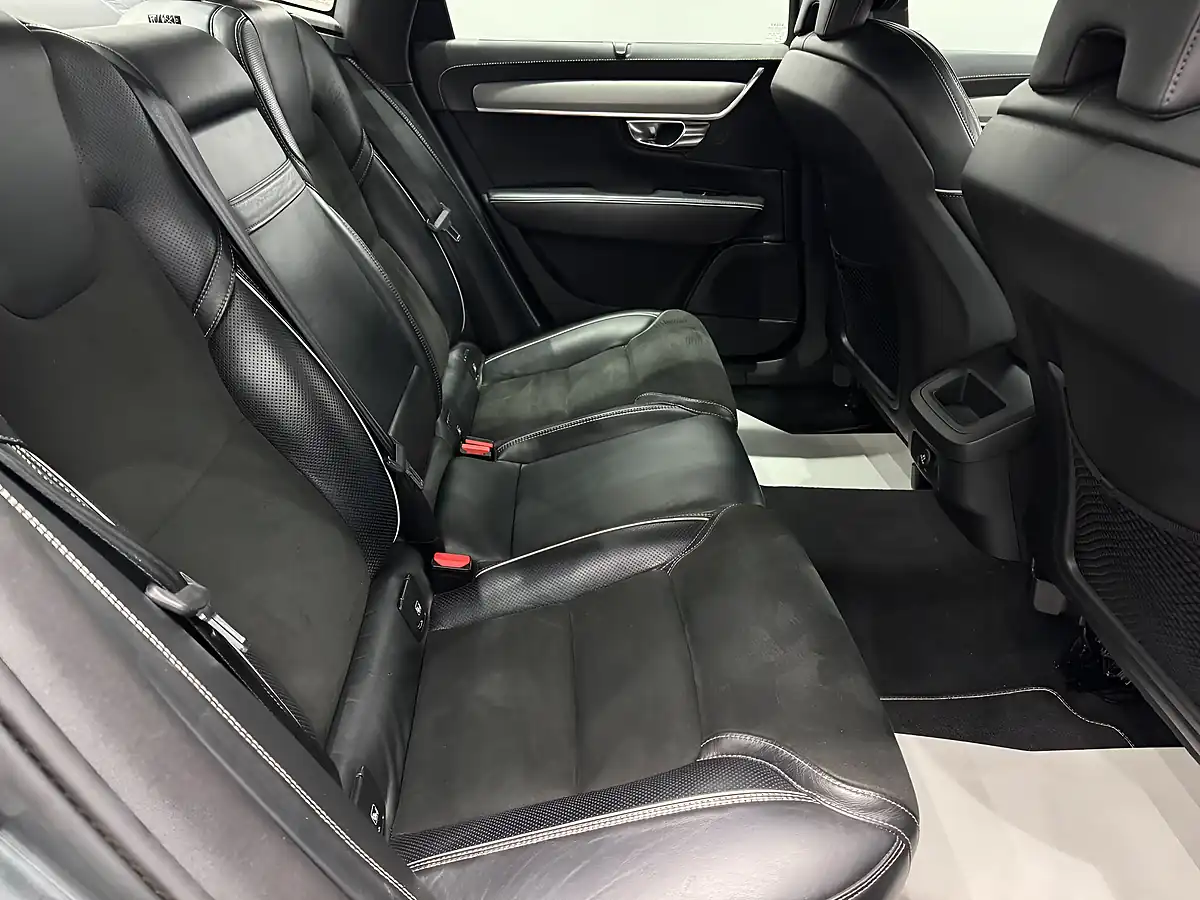 Used 2018 Volvo S90 R-Design Grey - Interior and Exterior details 18