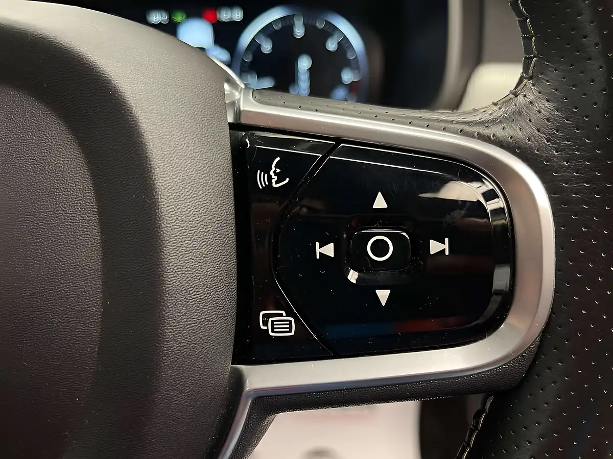 Used 2018 Volvo S90 R-Design Grey - Interior and Exterior details 11