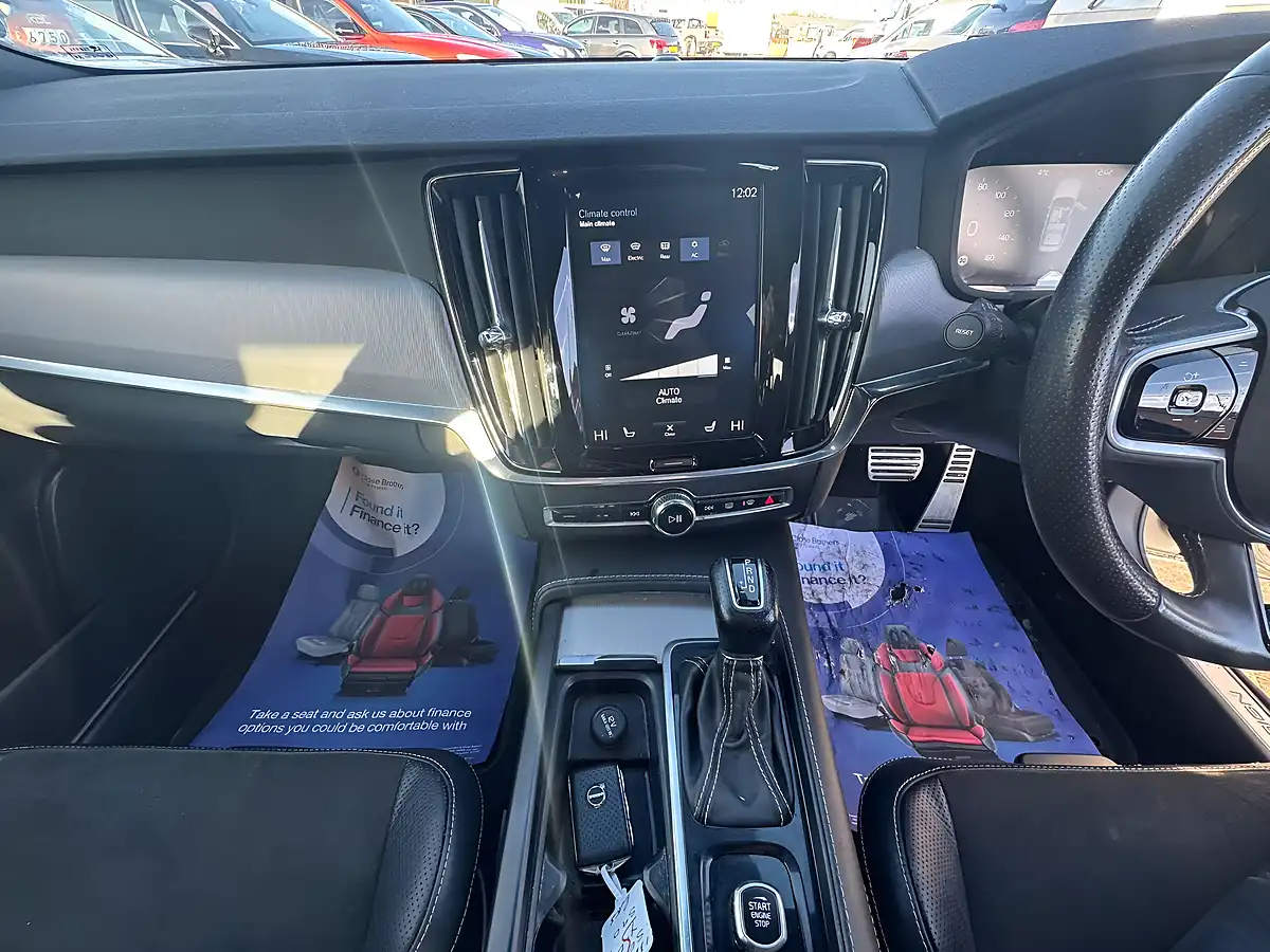 Used 2018 Volvo S90 R-Design Grey - Interior and Exterior details 13