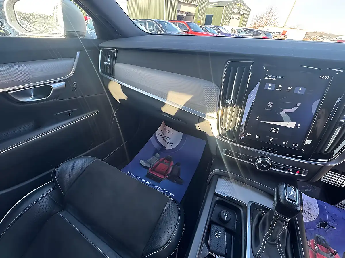 Used 2018 Volvo S90 R-Design Grey - Interior and Exterior details 15