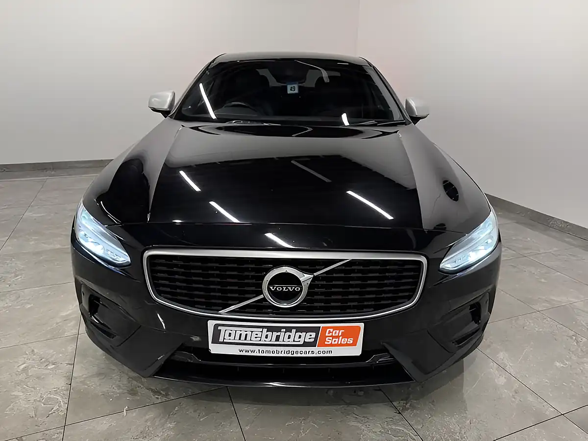 Used 2018 Volvo S90 R-Design Onyx Black - Interior and Exterior details 3