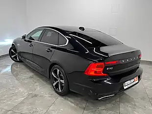 Used 2018 Volvo S90 R-Design Onyx Black - Interior and Exterior details 5