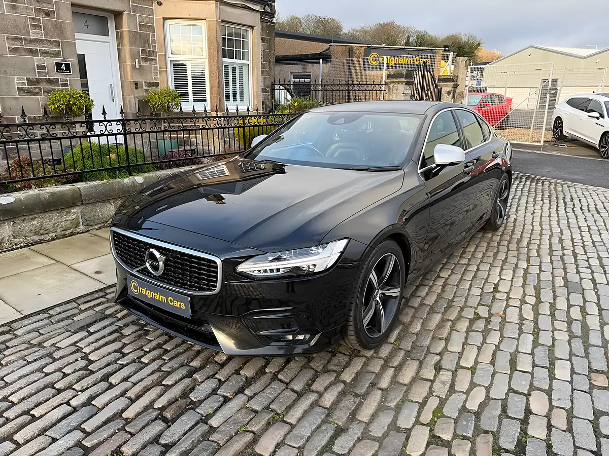 Used 2018 Volvo S90 R-Design Onyx Black - Interior and Exterior details 12
