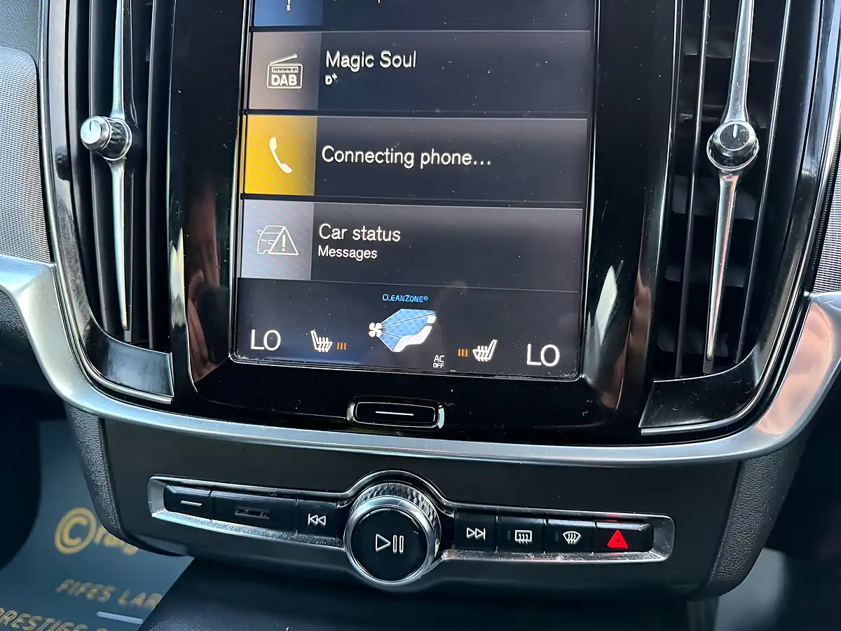 Used 2018 Volvo S90 R-Design Onyx Black - Interior and Exterior details 20