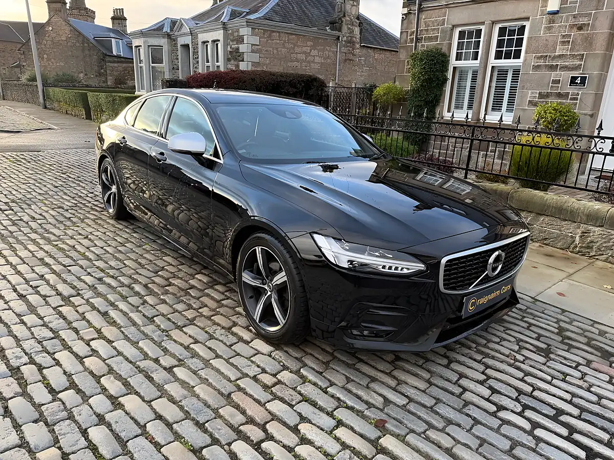 Used 2018 Volvo S90 R-Design Onyx Black - Interior and Exterior details 4