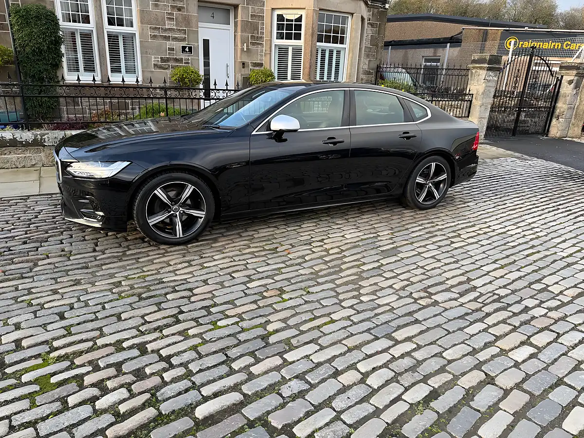 Used 2018 Volvo S90 R-Design Onyx Black - Interior and Exterior details 7