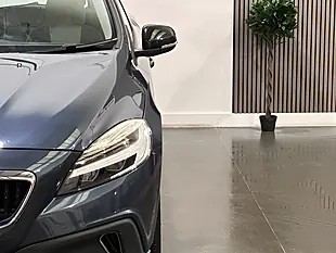 Used 2018 Volvo V40 Cross Country Blue - Interior and Exterior details 17