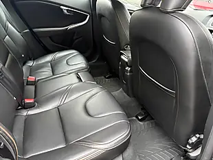Used 2018 Volvo V40 Cross Country Pro Blue - Interior and Exterior details 15