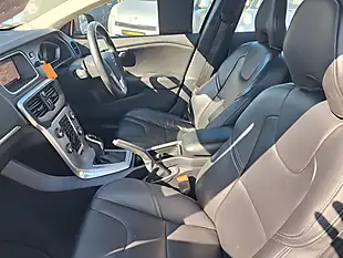Used 2018 Volvo V40 Inscription Black - Interior and Exterior details 11