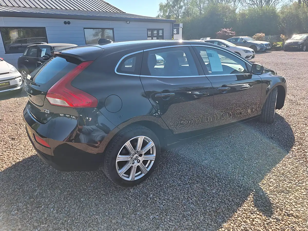 Used 2018 Volvo V40 Inscription Black - Interior and Exterior details 12