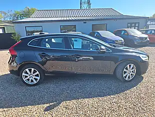 Used 2018 Volvo V40 Inscription Black - Interior and Exterior details 6