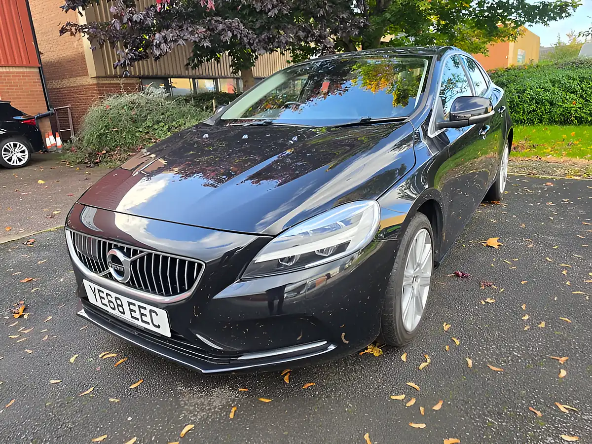 Used 2018 Volvo V40 Inscription Black - Interior and Exterior details 12