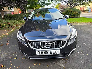Used 2018 Volvo V40 Inscription Black - Interior and Exterior details 2