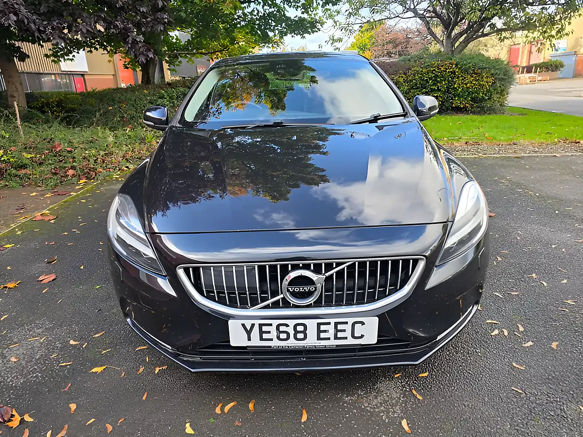 Used 2018 Volvo V40 Inscription Black - Interior and Exterior details 2