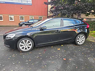 Used 2018 Volvo V40 Inscription Black - Interior and Exterior details 5