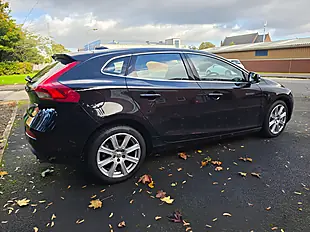 Used 2018 Volvo V40 Inscription Black - Interior and Exterior details 6