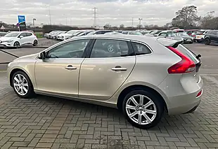 Used 2018 Volvo V40 Inscription Gold - Interior and Exterior details 10