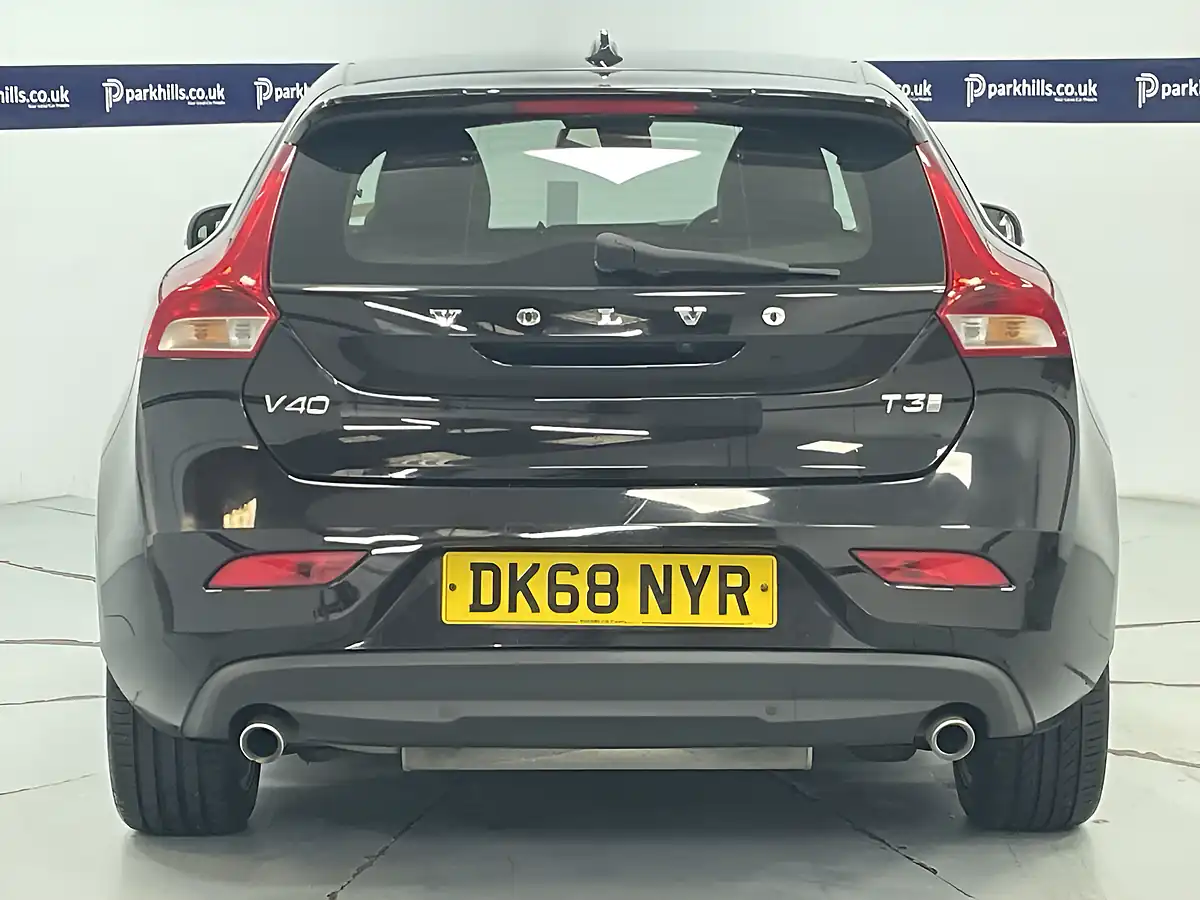 Used 2018 Volvo V40 Inscription Onyx Black - Interior and Exterior details 10