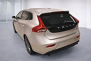 Used 2018 Volvo V40 Inscription Silver - Interior and Exterior details 5