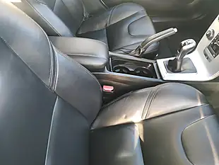 Used 2018 Volvo V40 Inscription Silver - Interior and Exterior details 9