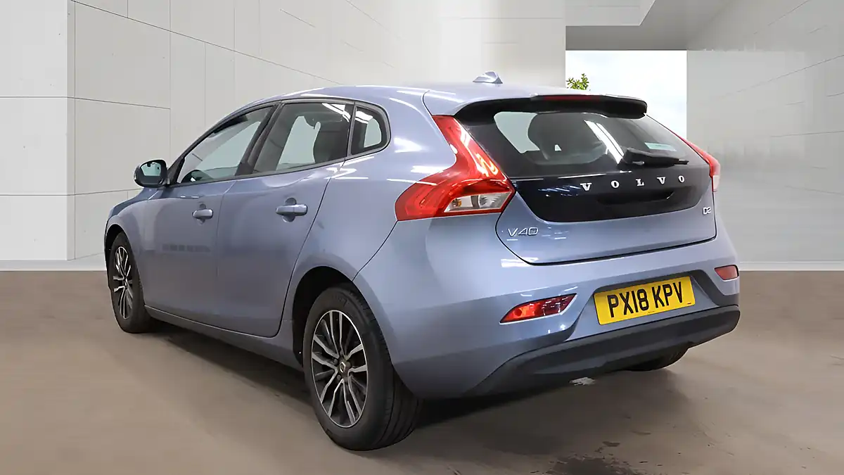 Used 2018 Volvo V40 Momentum Blue - Interior and Exterior details 3