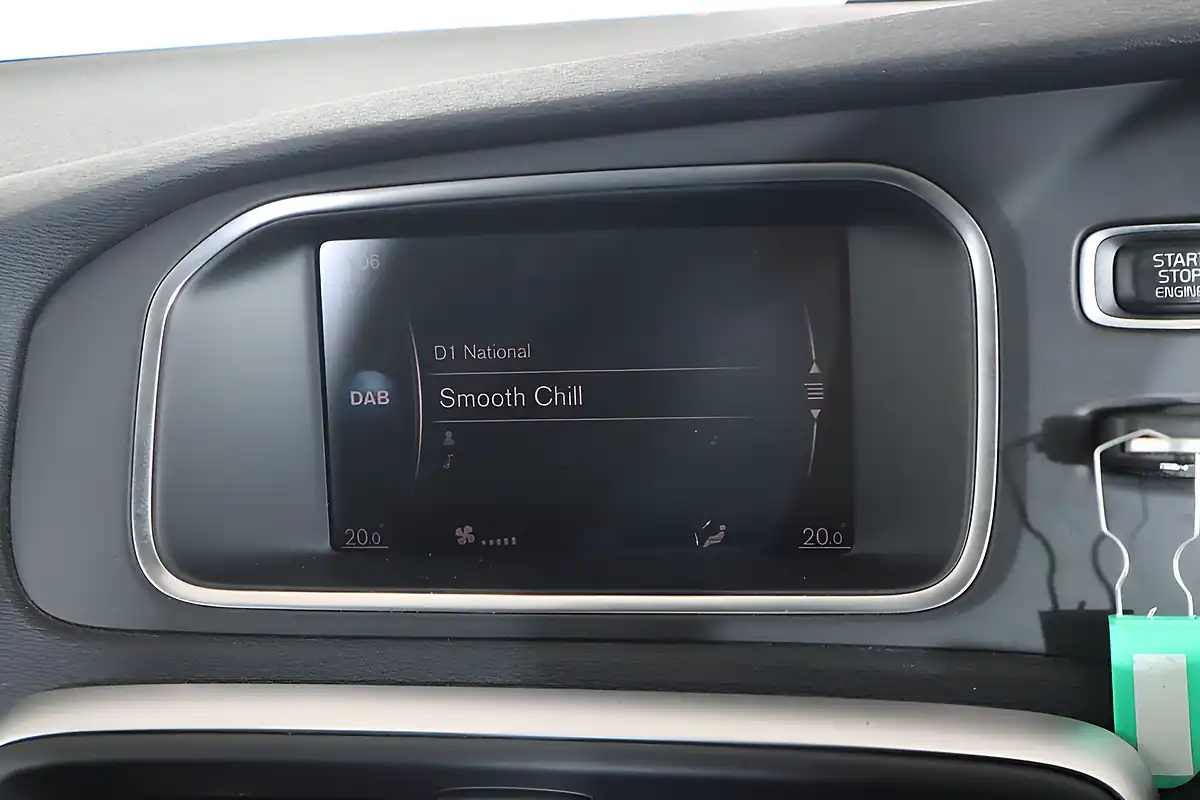 Used 2018 Volvo V40 Momentum Nav Plus Grey - Interior and Exterior details 14