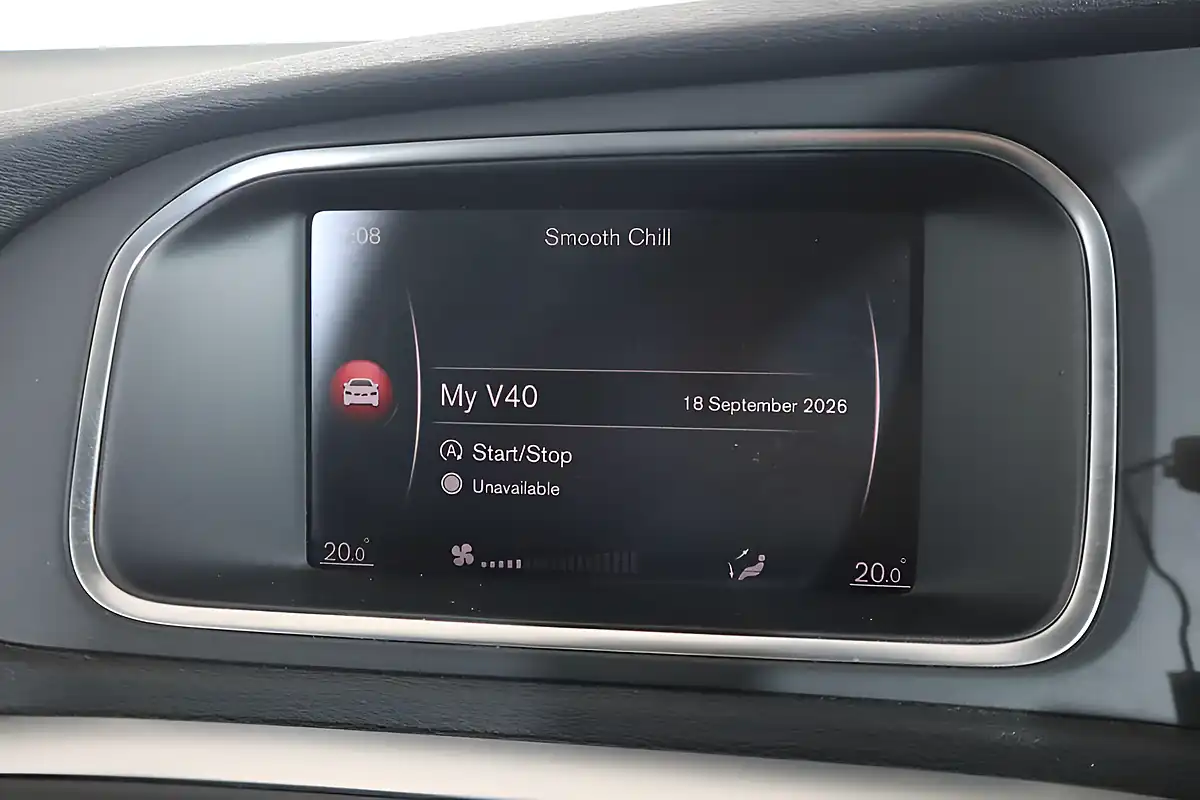 Used 2018 Volvo V40 Momentum Nav Plus Grey - Interior and Exterior details 17