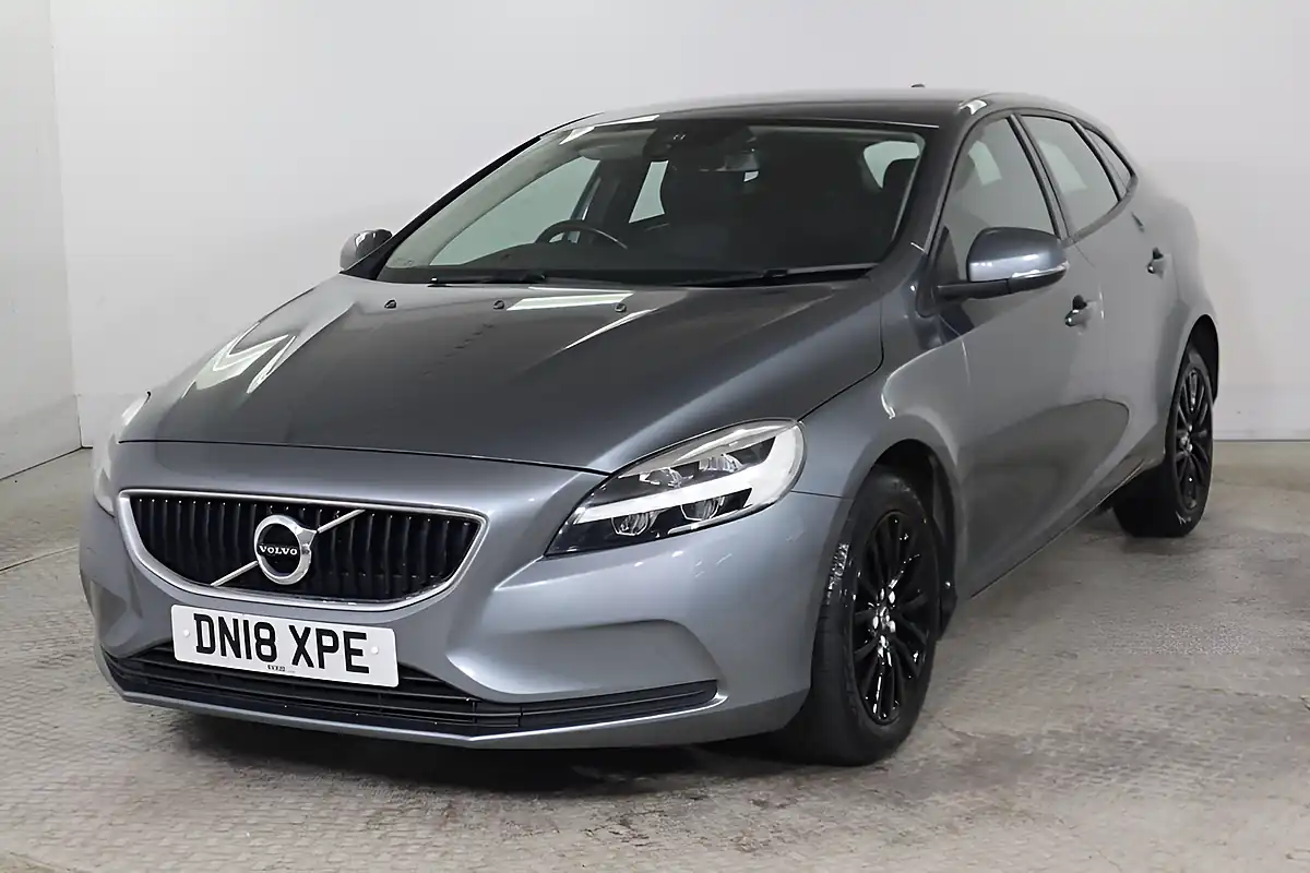 Used 2018 Volvo V40 Momentum Nav Plus Grey - Interior and Exterior details 3