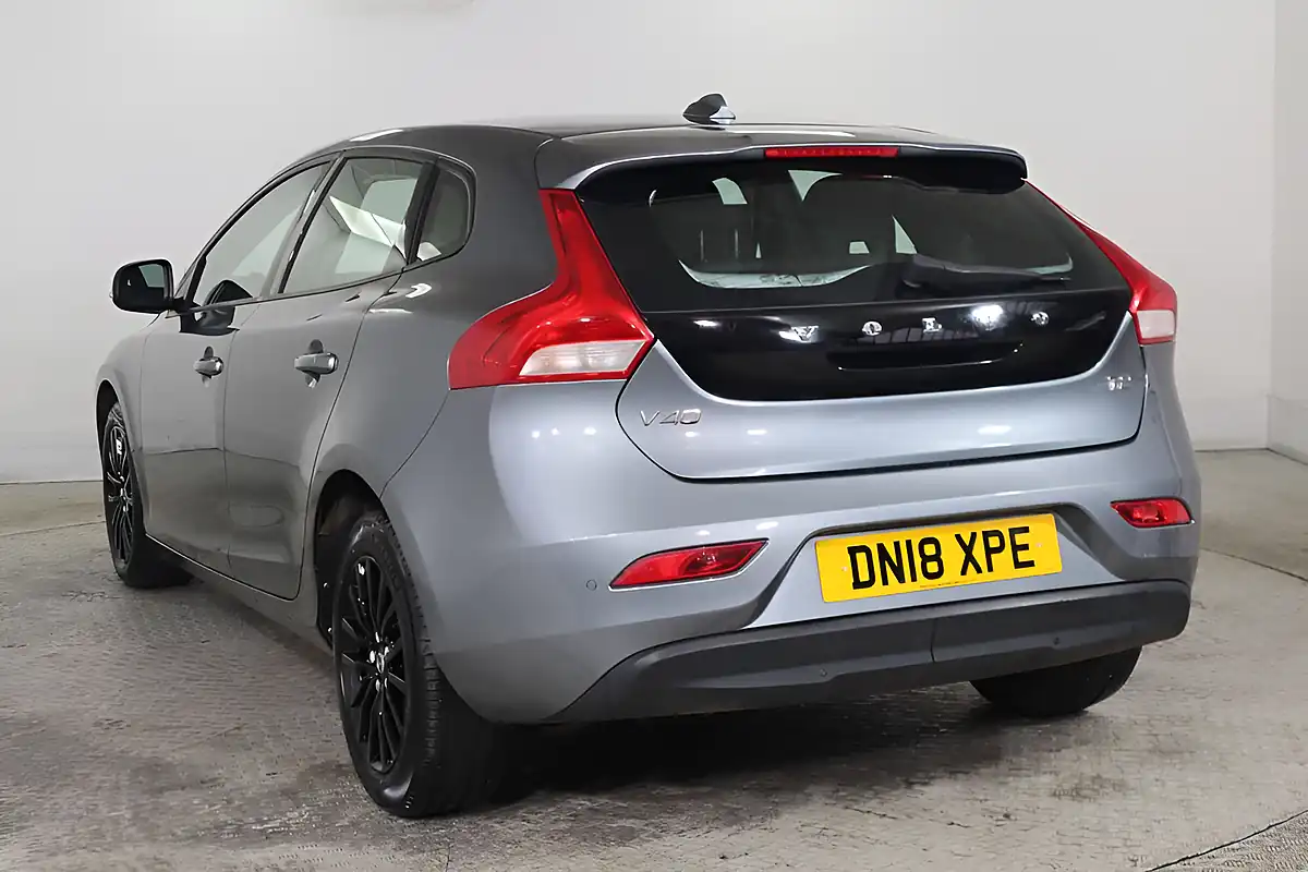 Used 2018 Volvo V40 Momentum Nav Plus Grey - Interior and Exterior details 6