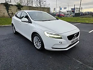 Used 2018 Volvo V40 Momentum White - Interior and Exterior details 2