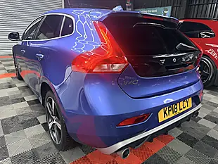 Used 2018 Volvo V40 R-Design Blue - Interior and Exterior details 12