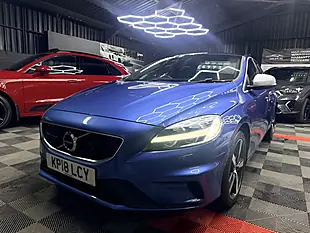 Used 2018 Volvo V40 R-Design Blue - Interior and Exterior details 4