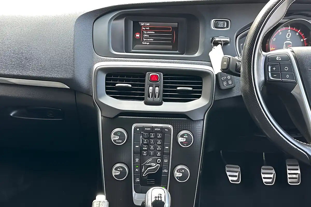 Used 2018 Volvo V40 R-Design Grey - Interior and Exterior details 12