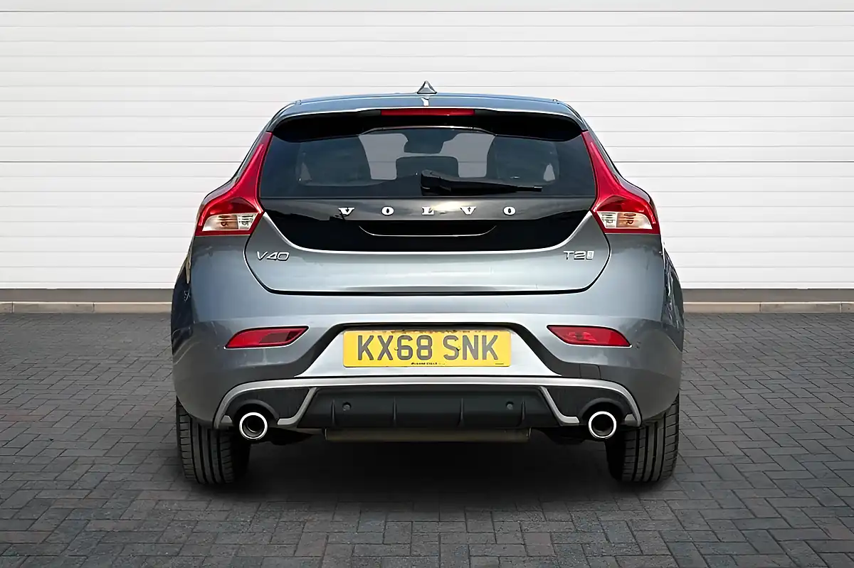 Used 2018 Volvo V40 R-Design Grey - Interior and Exterior details 4