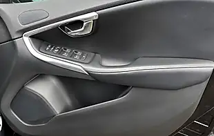 Used 2018 Volvo V40 R-Design Nav Plus Black - Interior and Exterior details 14