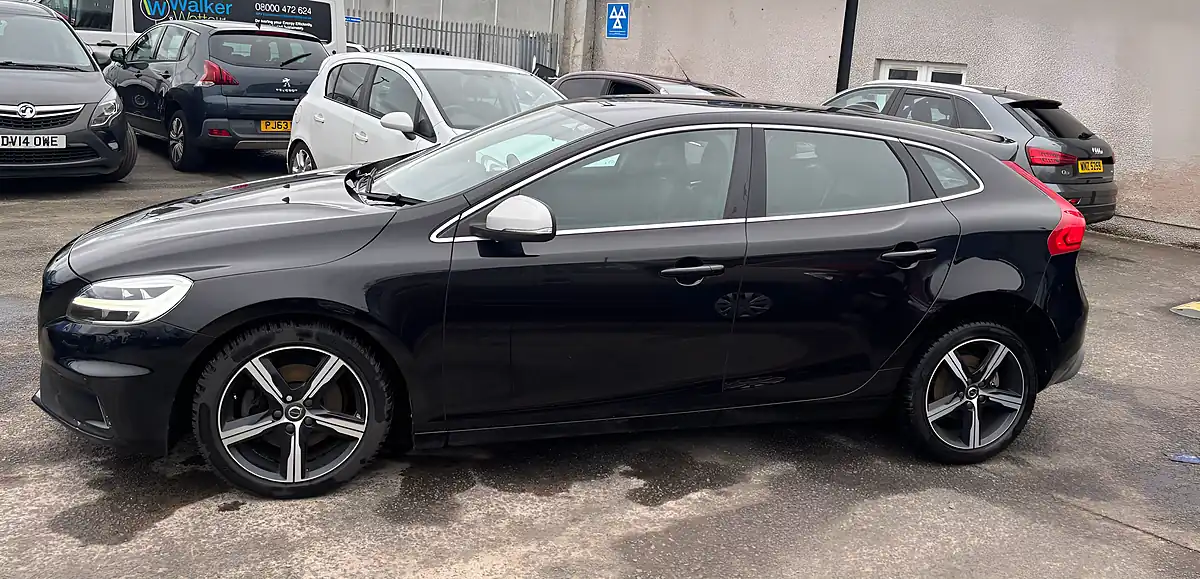 Used 2018 Volvo V40 R-Design Nav Plus Black - Interior and Exterior details 2