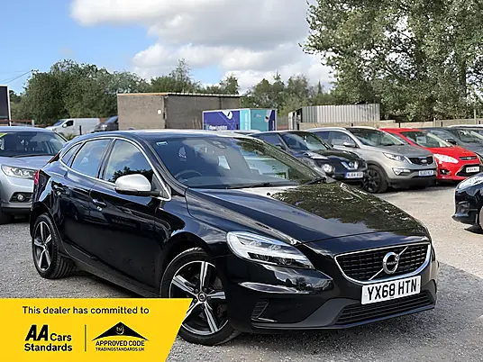 2018 Volvo V40 R-Design 2.0 T2