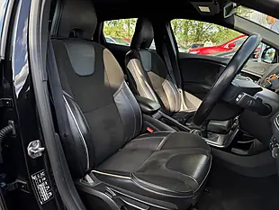 Used 2018 Volvo V40 R-Design Nav Plus Black - Interior and Exterior details 10