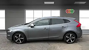 Used 2018 Volvo V40 R-Design Nav Plus Grey - Interior and Exterior details 3