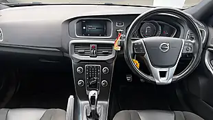 Used 2018 Volvo V40 R-Design Nav Plus Grey - Interior and Exterior details 7
