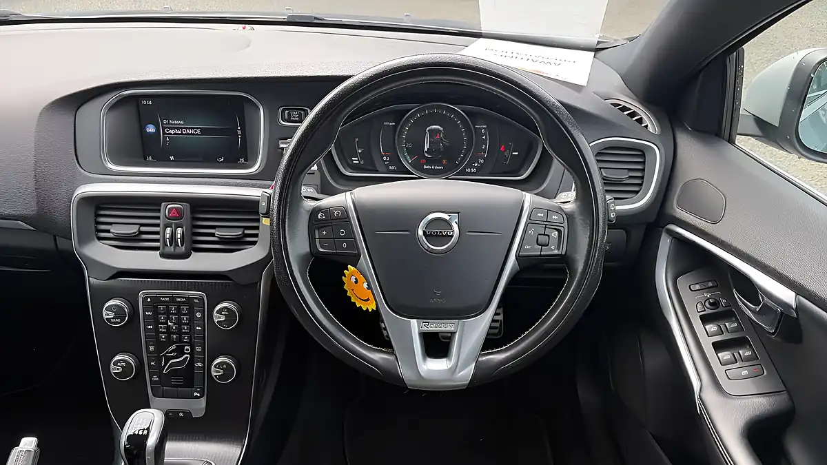 Used 2018 Volvo V40 R-Design Nav Plus Grey - Interior and Exterior details 8