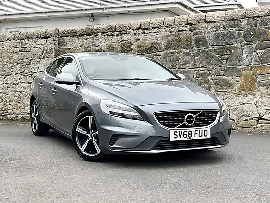 2018 Volvo V40 R-Design 2.0 T2