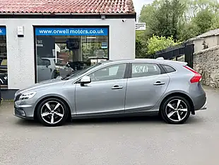Used 2018 Volvo V40 R-Design Nav Plus Osmium Grey - Interior and Exterior details 10