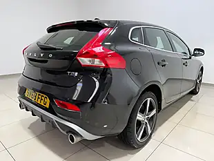 Used 2018 Volvo V40 R-Design Onyx Black - Interior and Exterior details 10