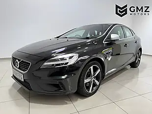 Used 2018 Volvo V40 R-Design Onyx Black - Interior and Exterior details 3