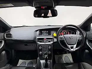 Used 2018 Volvo V40 R-Design Onyx Black - Interior and Exterior details 4