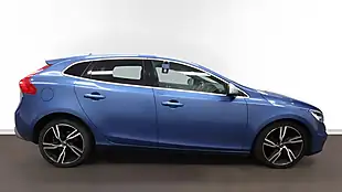 Used 2018 Volvo V40 R-Design Pro Blue - Interior and Exterior details 3