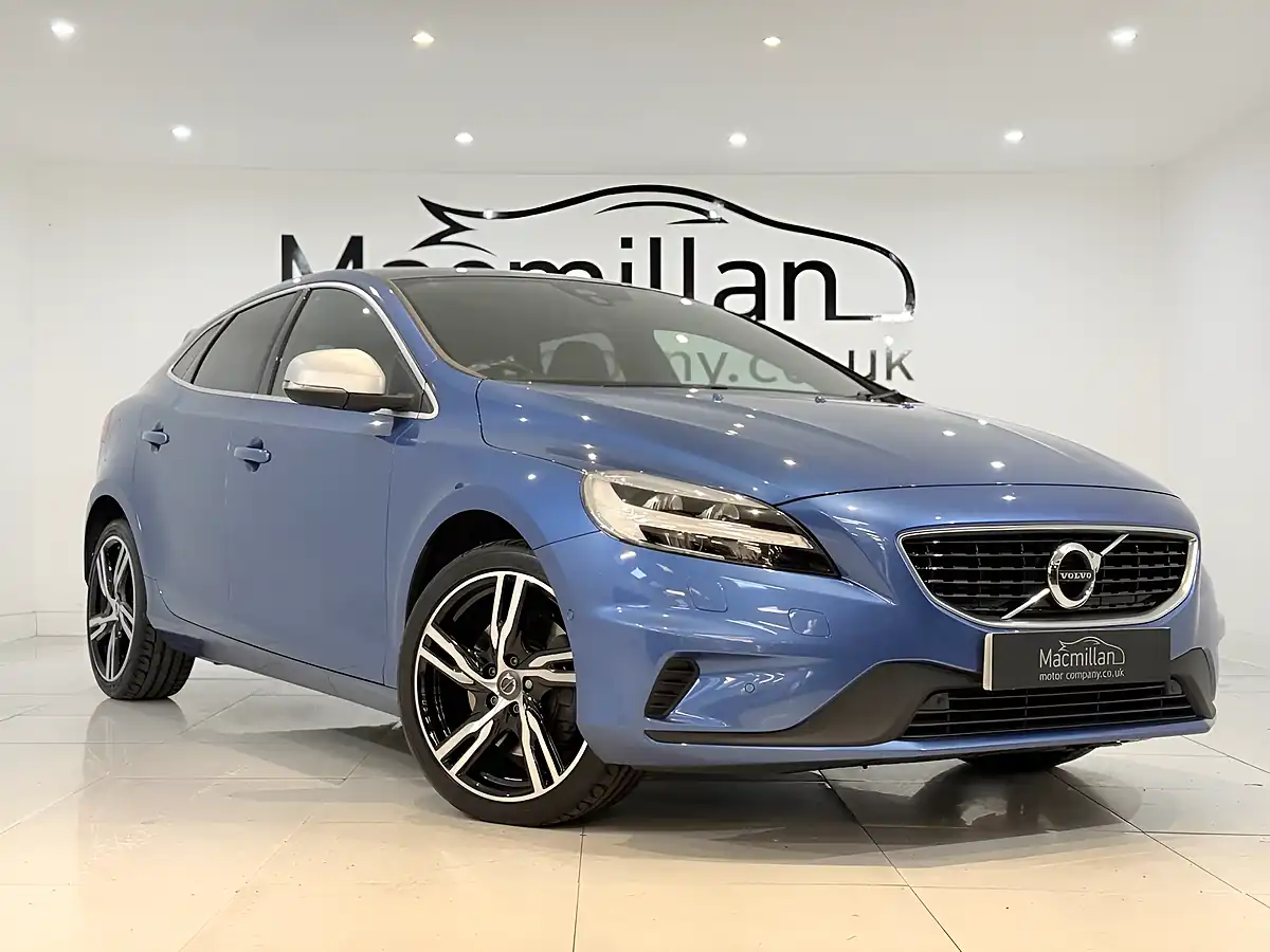 Used 2018 Volvo V40 R-Design Pro Blue - Interior and Exterior details 5