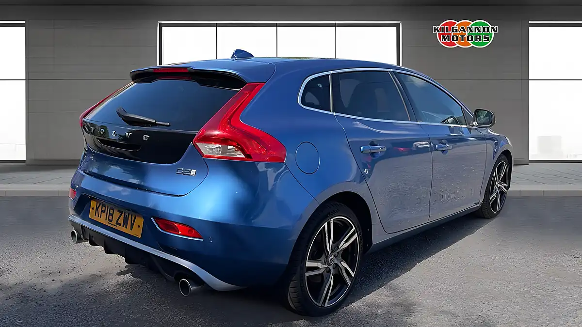 Used 2018 Volvo V40 R-Design Pro Blue - Interior and Exterior details 18