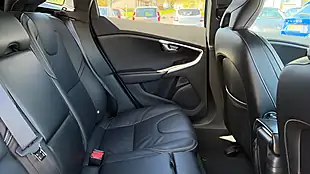 Used 2018 Volvo V40 R-Design Pro Blue - Interior and Exterior details 9